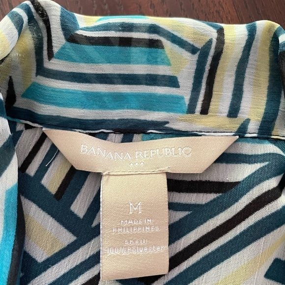 Banana Republic women’s Tie neck button front with details long sleeve blouse M - Picture 5 of 5